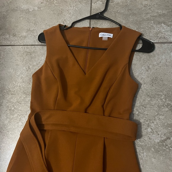 Calvin Klein - Picture 3 of 6